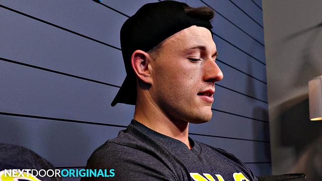 Huge Cocked Fratboy Proves His Size By Flip Fucking Cutie - Kane Fox, Ryder Owens - NextDoorStudios