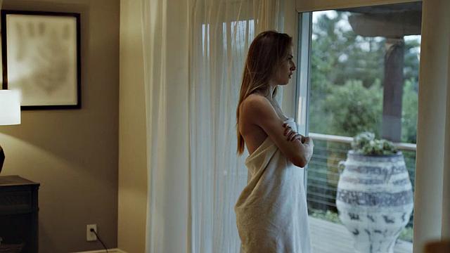 21yo nympho bae fucked hardcore in tight pussy