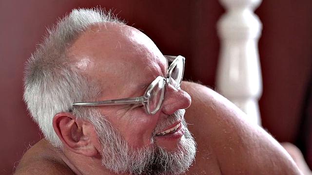 Old senior passionately fucking petite babe