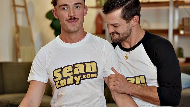 Eager Jock barebacking 21yo stud after asslicking