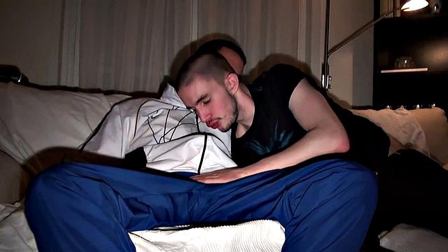 Sneakers fetish amateur stud gets fucked in anal