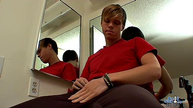 The Perfect Self Cum Shot - Colby Bonds Solo Clip