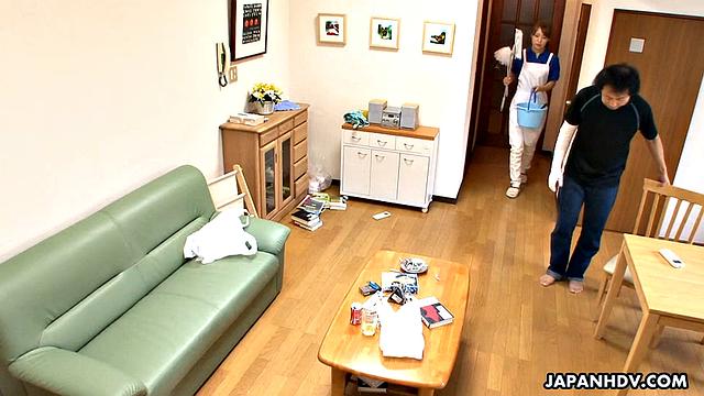 Amazing Yukari Toudou gets her creamed