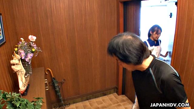 Amazing Yukari Toudou gets her creamed