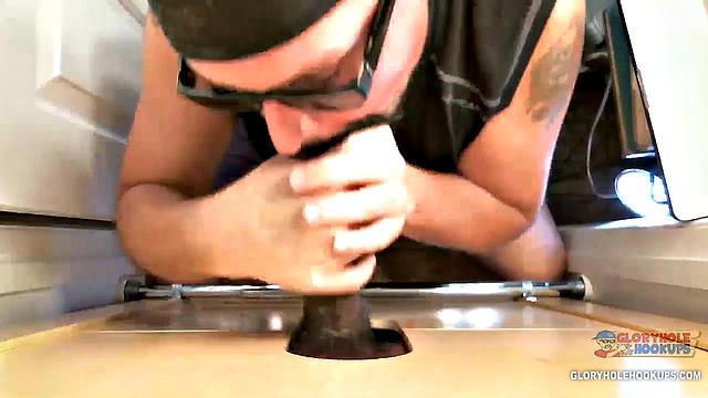 Monster Black Cock In Gloryhole