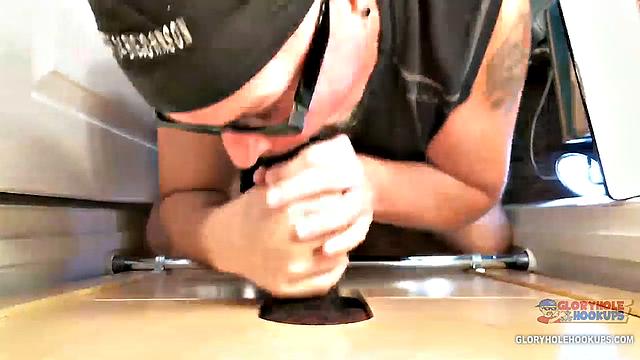 Monster Black Cock In Gloryhole