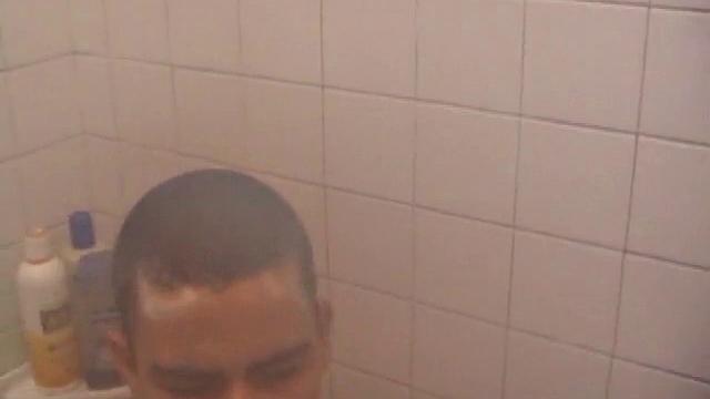 Amateur Shower Jacking