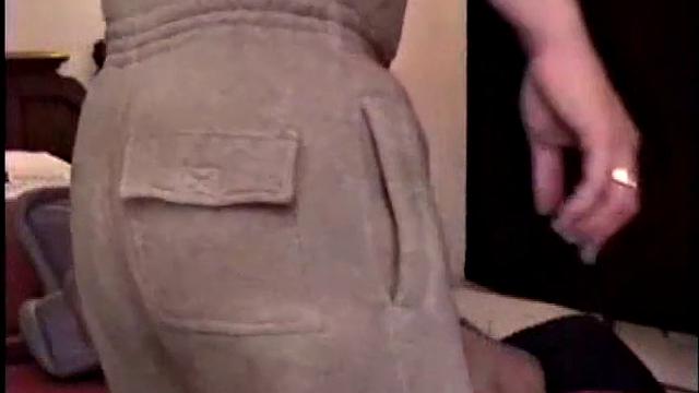 Buzz не выдержал и выстрелил после жесткой дрочки