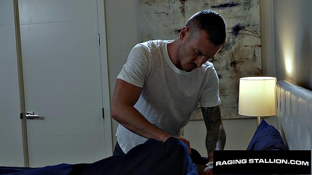 Bubble Butt Stud Fucks Tatted Stranger - Derek Kage, Danny Starr - RagingStallion