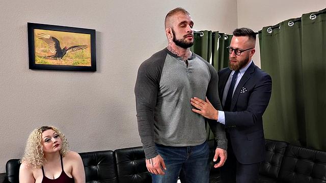 Straight buff subdued by gay doc