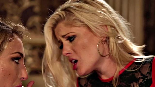 Les beauty pinching nipples and toying after oralsex