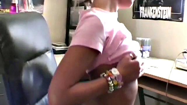 Kelli Young Bubble Play and Photoshoot