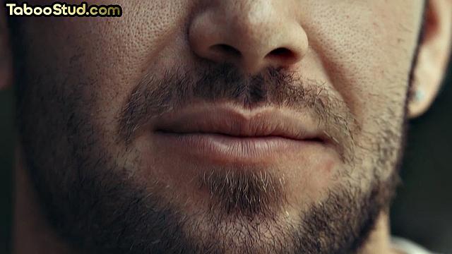 Amateur jock destroyed in 3some