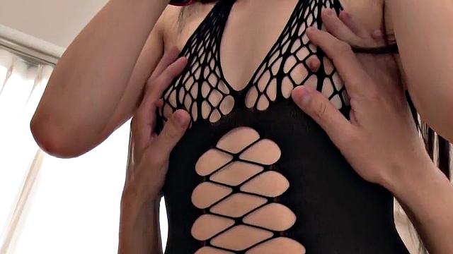 Asian babe in handcuffs pleases cock with deepthroat