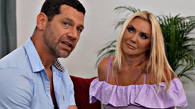 Cougar Alla Peek Fucks Her Way Out Of Landlord