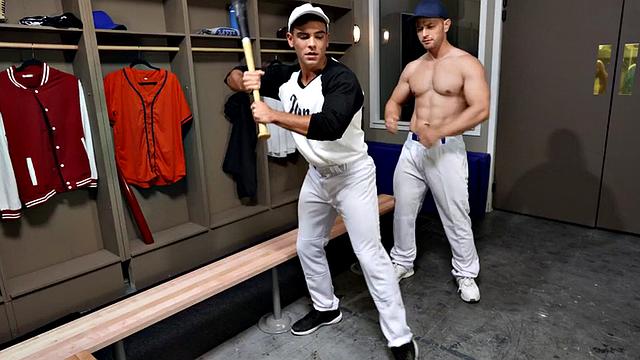 Straight guy pounded in anal hole by perverted dude