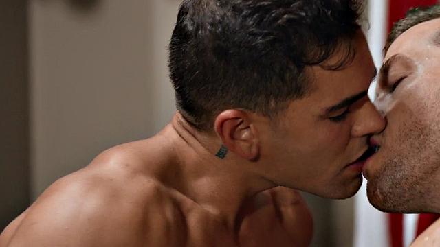 Straight guy pounded in anal hole by perverted dude