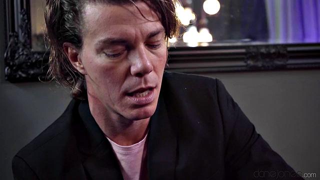 Romantic orgasm with babe