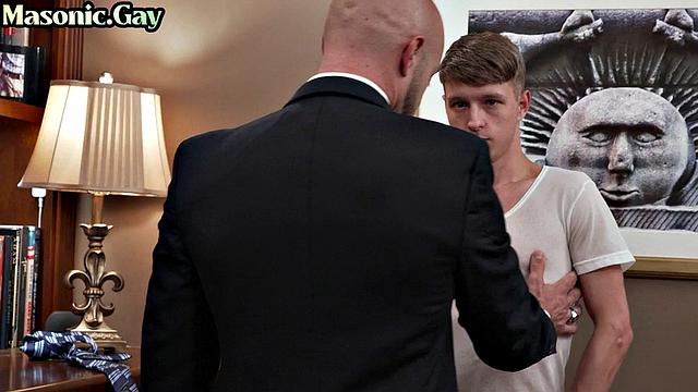 Bearded masonic fucking his twink