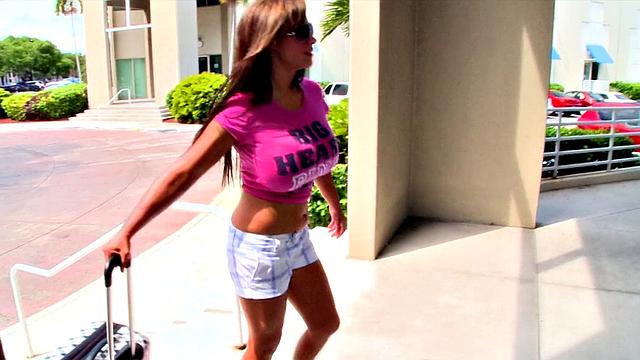 ева нотти на кастинге: большие сиськи и игрушки в деле