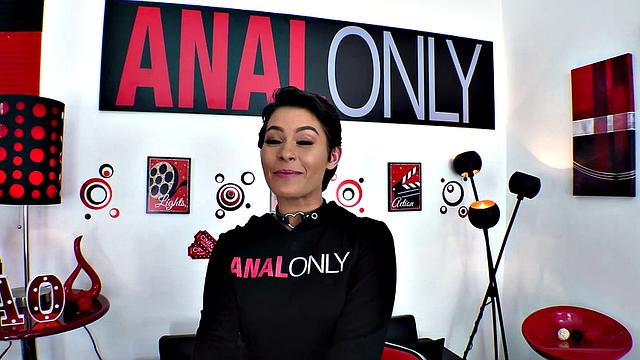 Naughty Nicole Wants Anal