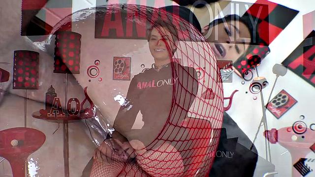 Naughty Nicole Wants Anal