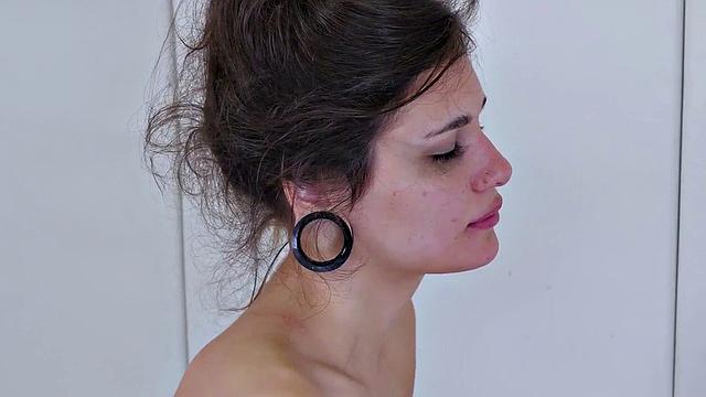 BDSM teen gets facefucked