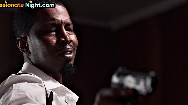 Inked babe bounces on cock after deepthroat in threesome