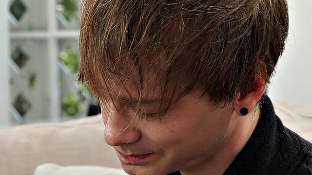 All Natural Blonde Allie Nicole Helps Her Stepbrother By Working His Cock