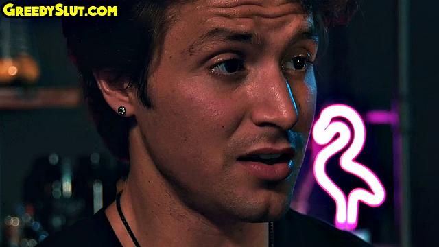 21yo ebony babe fucked in a bar in a threesome