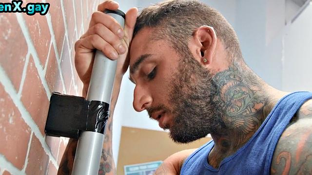 Toilet gay man fucks gloryhole after deep sucking