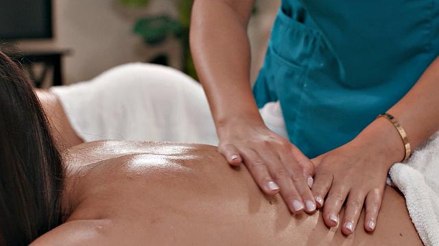 LEZ BE BAD - Horny Oiled Couple Hime Marie & Melissa Stratton STRAP-ON DP masseuse Nicole Doshi