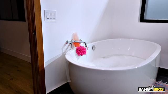 Horny Moms Choose One