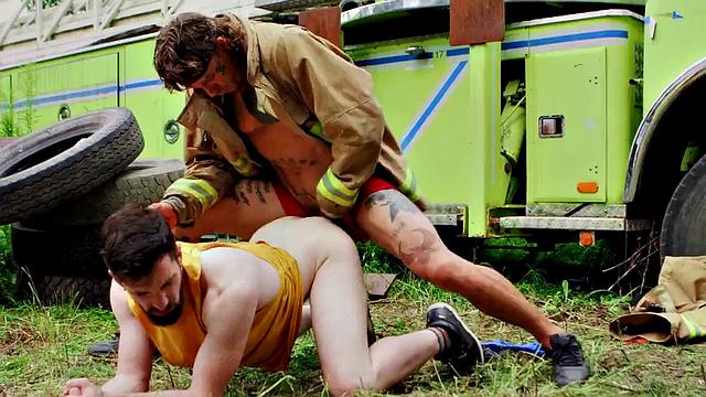 Dirty gay enjoys anal fucking with nasty fucker