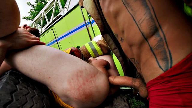 Dirty gay enjoys anal fucking with nasty fucker