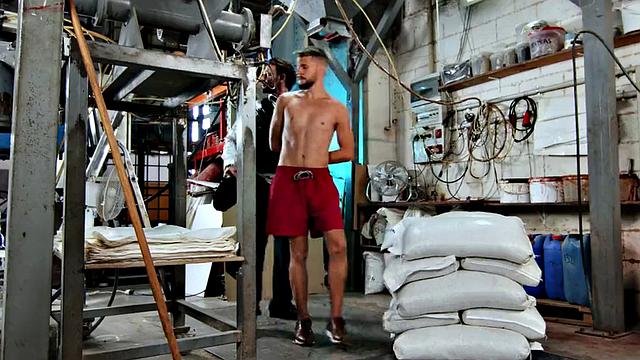 Cowboy wild stud penetrated in anal by male dick