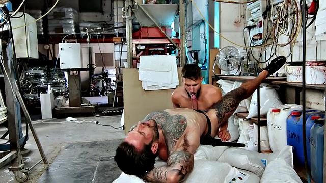 Cowboy wild stud penetrated in anal by male dick