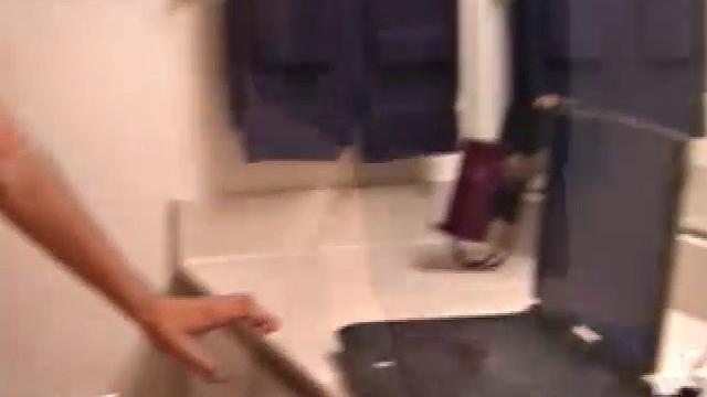 Marcus Jerks Off In Toilet