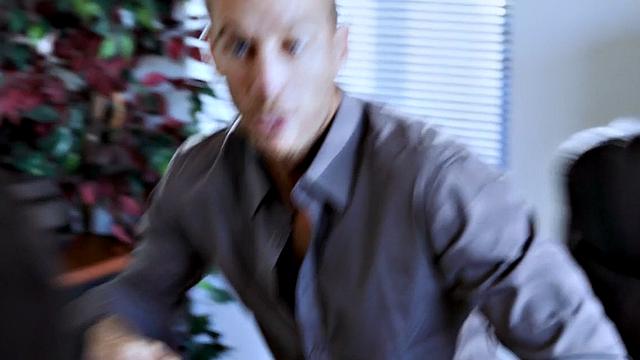 Pussylicked babe by her BF on couch in hot affair