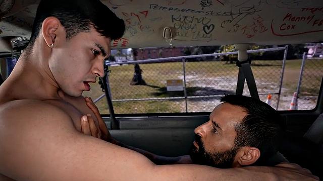 Straight mature cockridden by eager jock