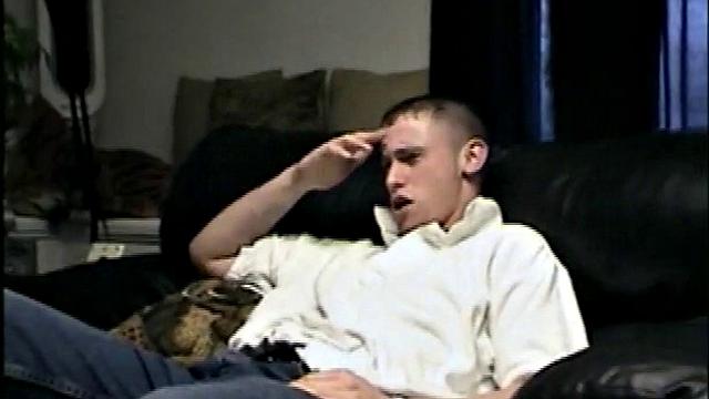 маршалл говорит что натурал, но сосёт как опытный гей