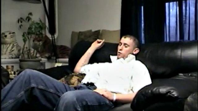 маршалл говорит что натурал, но сосёт как опытный гей