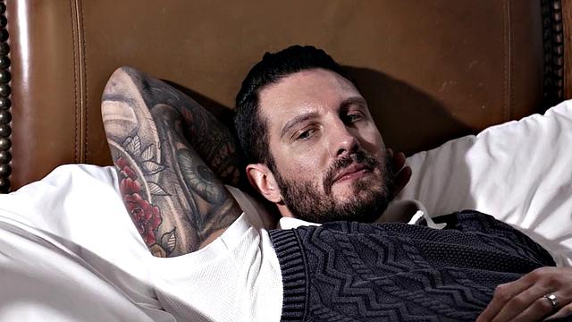 Smalltits teen deepthroats and gets fucked after licking