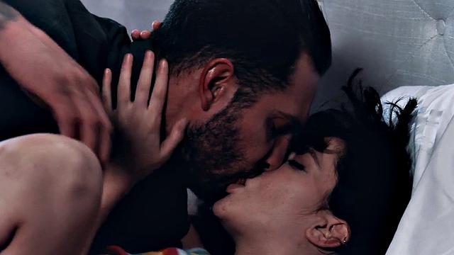 Smalltits teen deepthroats and gets fucked after licking