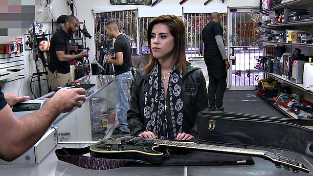 Pawnshop babe sucking manager before sex and facial