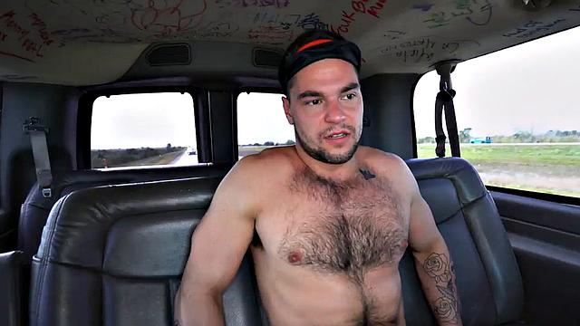 Picked up stud sucked by facial gay in van for money