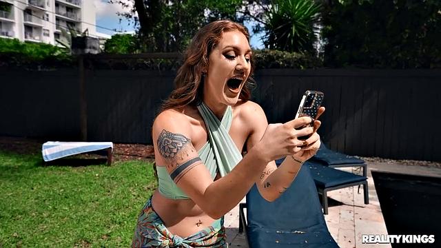 Nosy Neighbor, Hammock Shaker 2