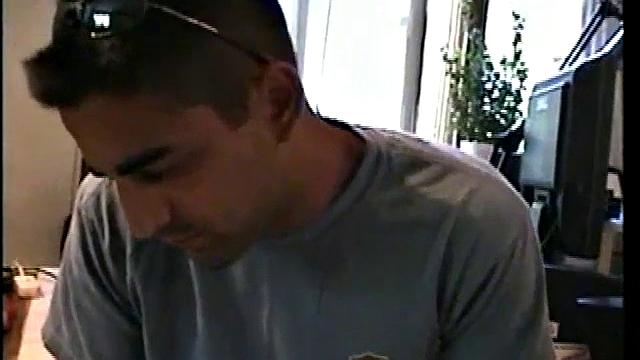 жаркий красавчик доводит плейбоя до мощного оргазма