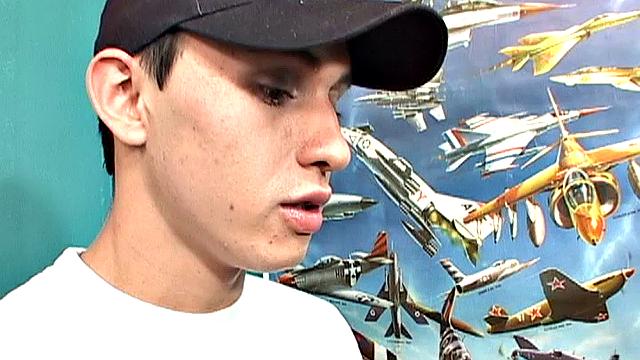 Marcos and Jesid are young Latin security guards who find themselves alone on a late night shift. It isn't long before lust takes over and the two start kissing and stripping each other.