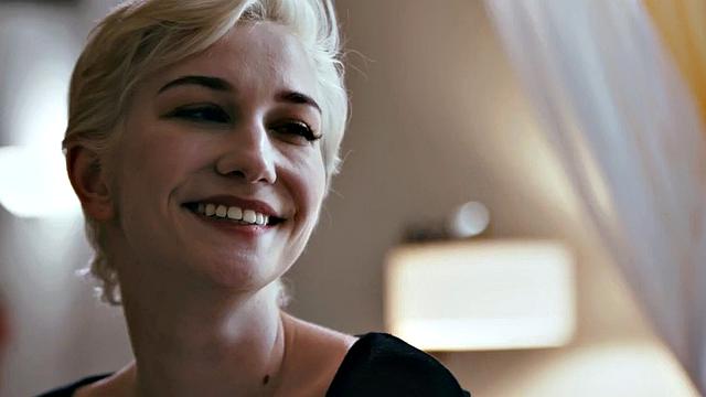 First lesbian for str8 babe she will never forget